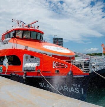 Los nuevos viajes en ferry a las Islas Marías y el crucero pirata amplían las opciones turísticas A partir de la segunda quincena de enero, Puerto Vallarta será el punto de partida oficial de una nueva ruta turística de fin de semana a las Islas Marías, un archipiélago protegido por el gobierno federal que recientemente se ha abierto a los visitantes. Las islas, situadas a unos 130 kilómetros de la costa de Nayarit, son conocidas por su biodiversidad y su historia como antigua colonia penal.