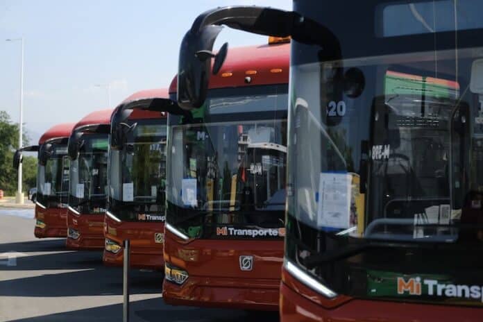 El gobernador fija en 11 pesos la tarifa de tránsito de Puerto Vallarta para 2026 aumentar la tarifa de tránsito