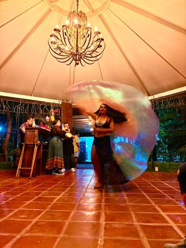 rica bailarina india del vientre