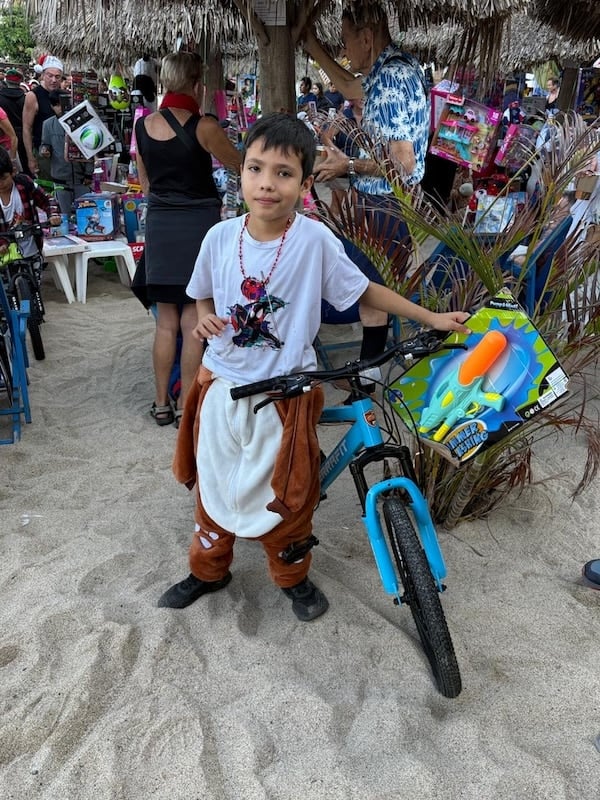 sorteo de juguetes 25 años 10