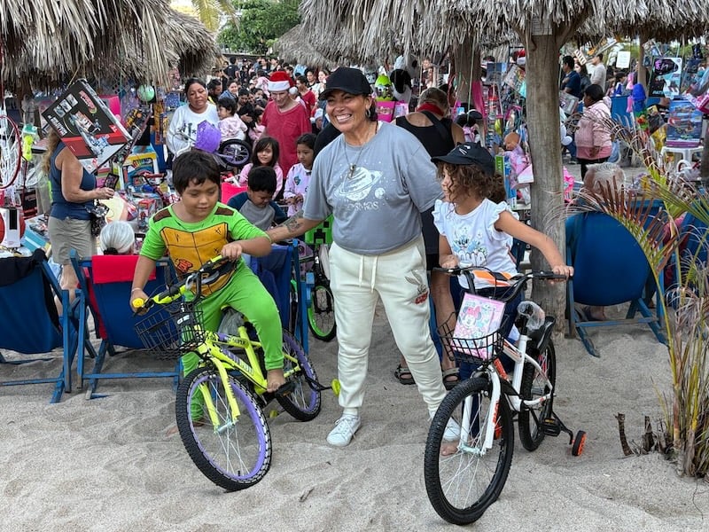 sorteo de juguetes 25 años 6