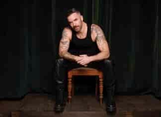 Brian Justin Crum deslumbra en Coco Cabaret con ‘Into You’ Brian Justin Crum