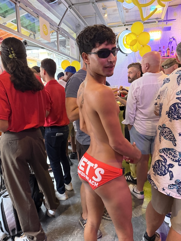 Mezclador gay BF 19