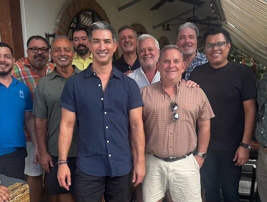 Una campaña de donaciones equiparadas de 30 000 dólares contribuye a impulsar la ampliación del Centro Comunitario Vallarta Gay+ Nueva junta directiva de 2026