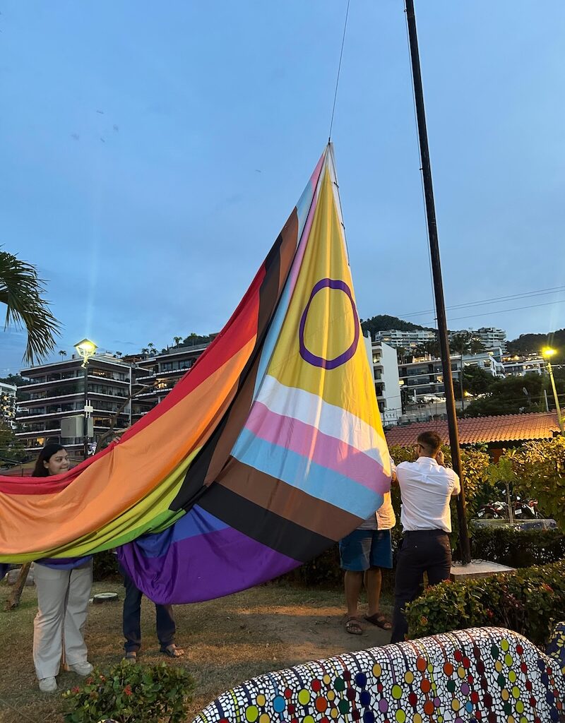 bandera lgbtq parque Lázaro Cárdenas