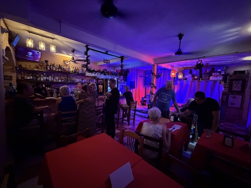 geo bar frida 1