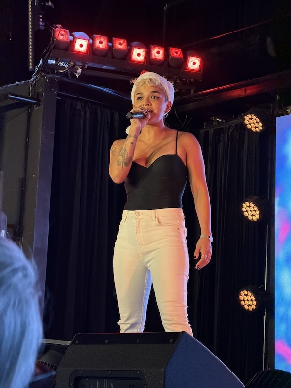 jamie surprise show 10