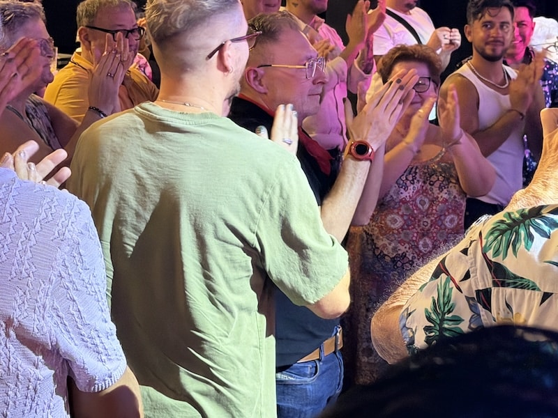 jamie surprise show 17