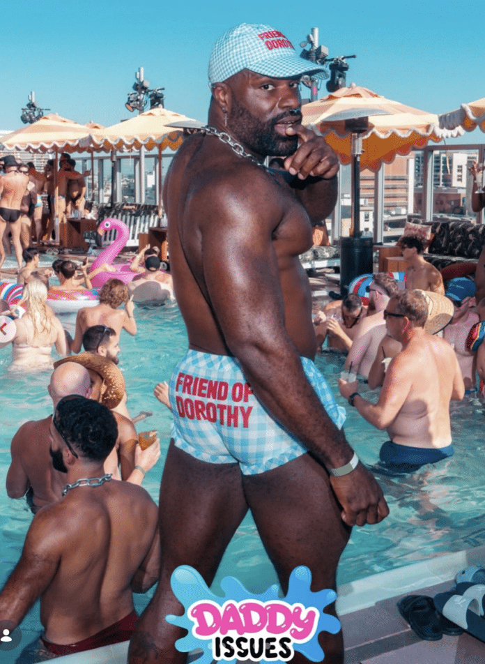 La marca de fiesta ‘Daddy Issues’ hace su primera aparición en The Tryst los problemas de papi tryst