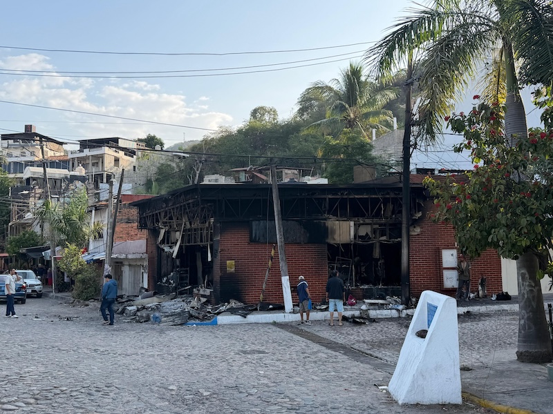 edificio 7 incendiado