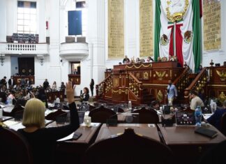 Legisladores del Distrito Federal presentan paquete legislativo en apoyo a los derechos LGBTQ+ El Congreso de la Ciudad de México se reúne mientras los legisladores presentan cuatro proyectos de ley y 17 resoluciones destinadas a reforzar las protecciones para la comunidad LGBTQ+.
