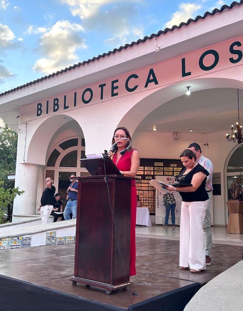 subasta de la biblioteca de los mangos