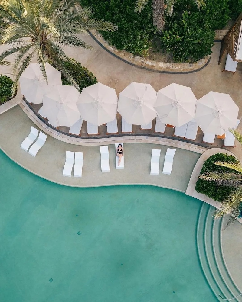 piscinas y superficies premier