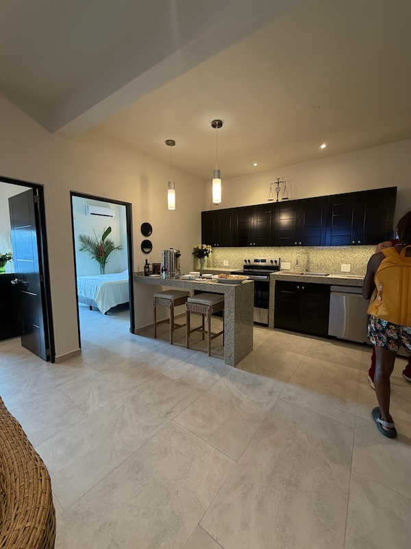 La cocina del refugio en el apartamento 2