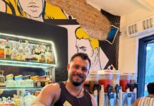 Fotos: Gay+ Mixer en Los Otros Blondies gay mixer blondies 2026