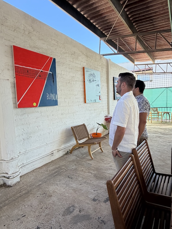 hyden art guys looking