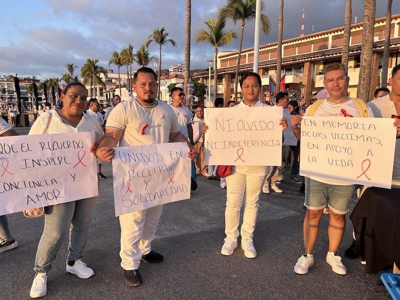 Vigilia Internacional en Memoria de las Víctimas del Sida