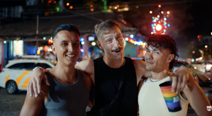 Luis, Colton, Pelayo