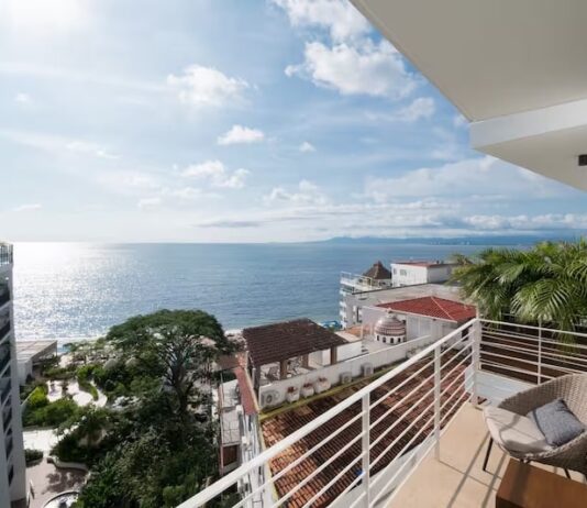 ¿Por qué algunas propiedades se quedan… y otras se venden? Bienes Raíces en Puerto Vallarta por Poncho Davalos Real Estate