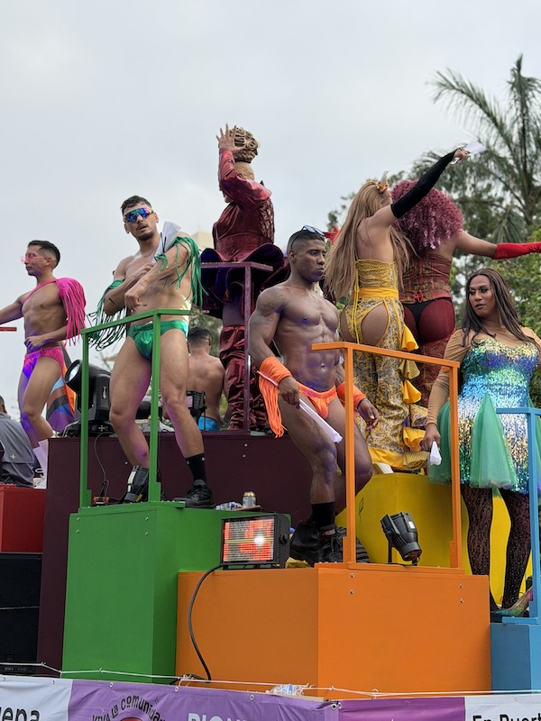 Desfile del Orgullo Vallarta 2 21