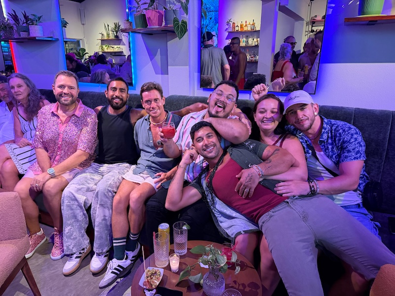 cheeky lounge