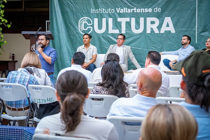 exposición documental aniversario vallarta