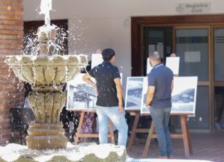Una exposición en el Ayuntamiento celebra la historia de Puerto Vallarta por su 108.º aniversario exposición documental aniversario vallarta