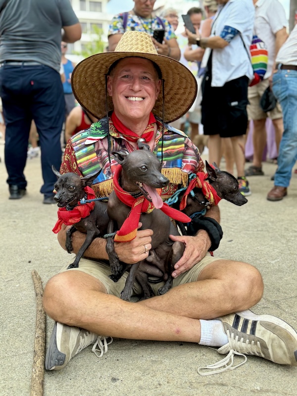 desfile de mascotas del orgullo 1