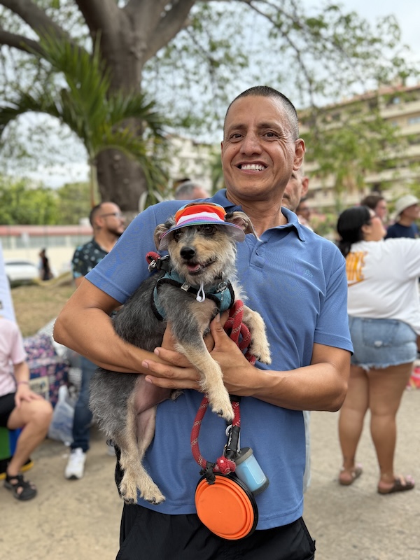 desfile de mascotas del orgullo 15