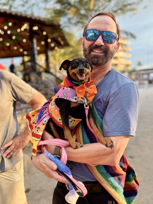 desfile de mascotas del orgullo 23