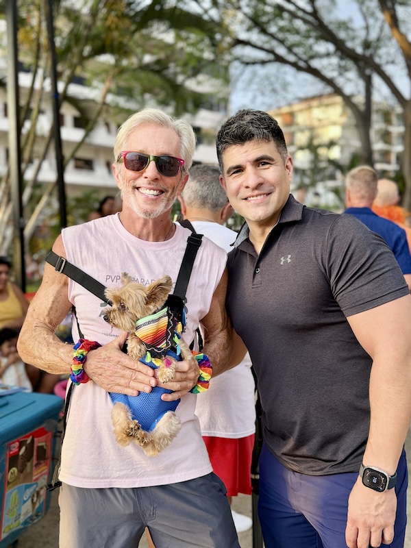 desfile de mascotas del orgullo 24
