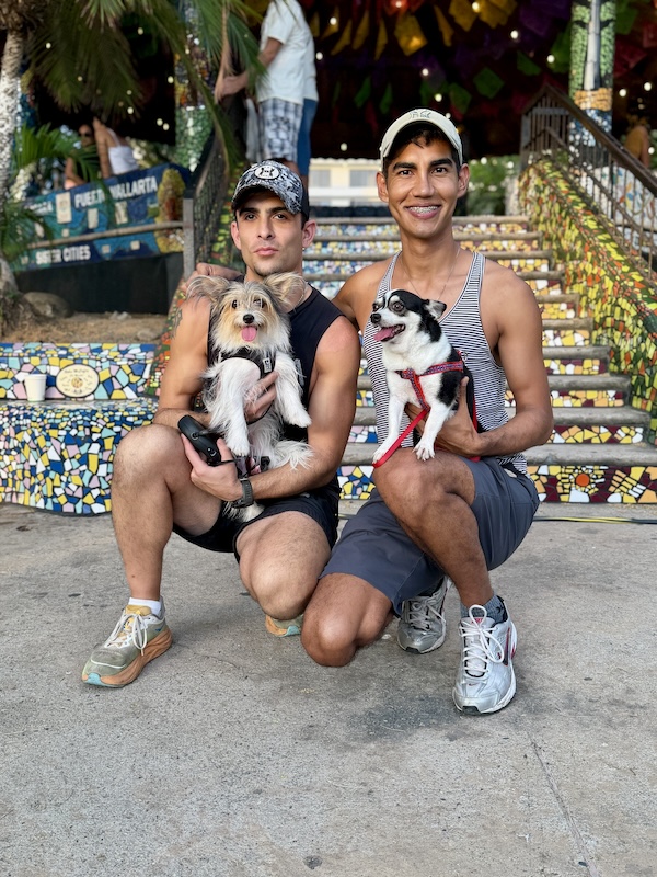 desfile de mascotas del orgullo 25