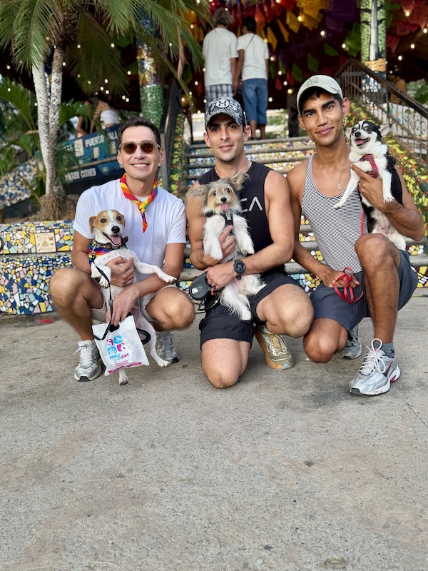 desfile de mascotas del orgullo 26
