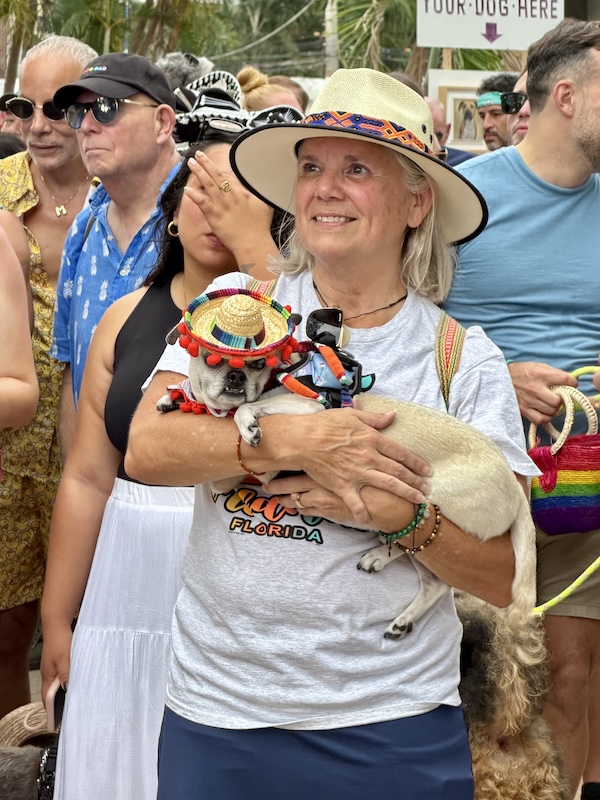 desfile de mascotas del orgullo 47