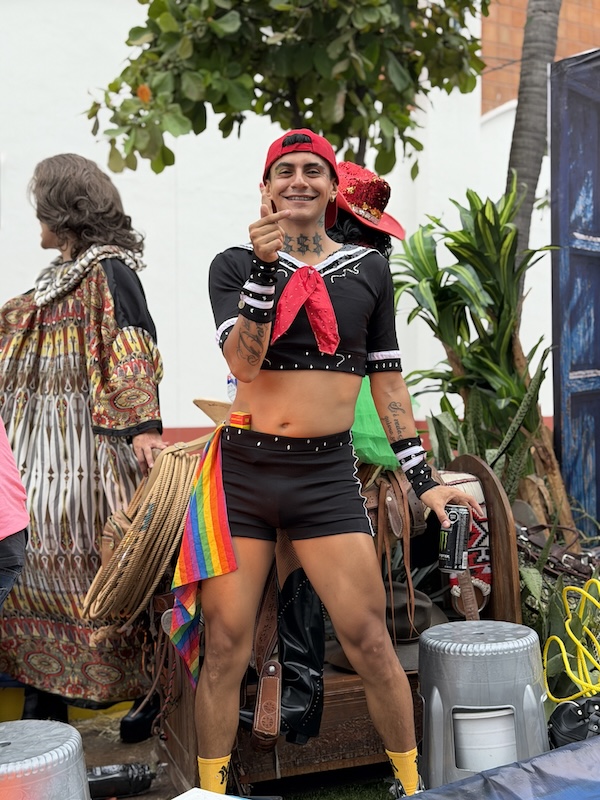 desfile orgullo 2026 25 danny