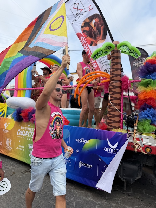 desfile vallarta pride 2026 4 1