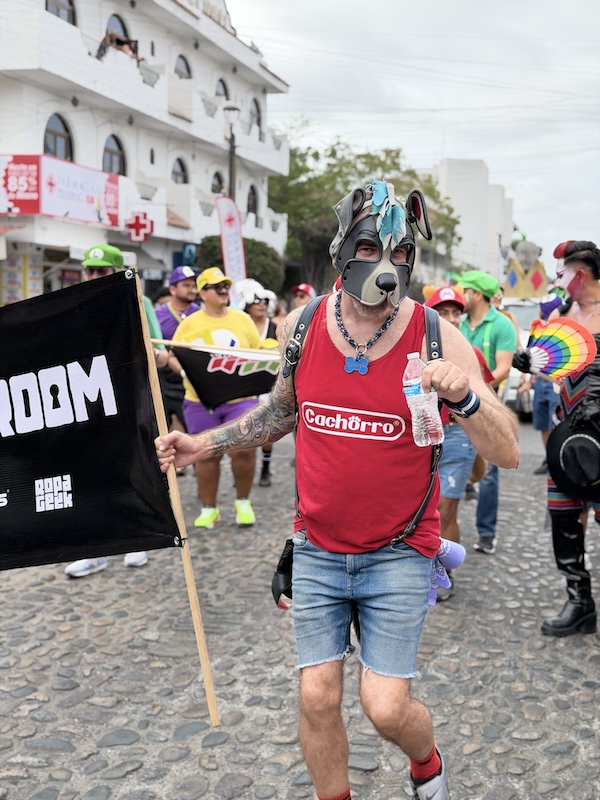 desfile vallarta pride 2026 4 11