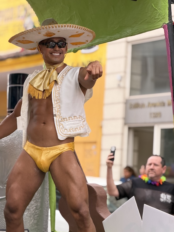 desfile vallarta pride 2026 4 33