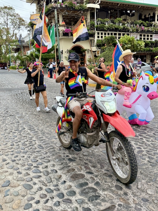 desfile vallarta pride 2026 4 48