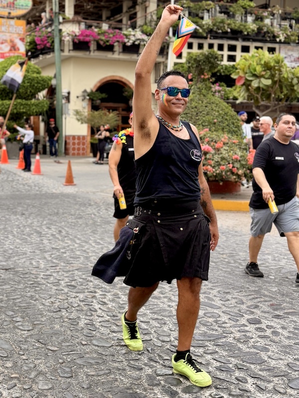 desfile vallarta pride 2026 4 49