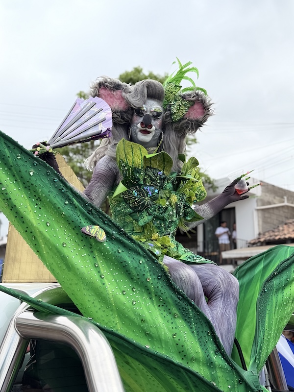 desfile vallarta pride 2026 4 8