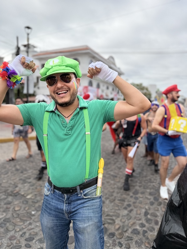 desfile vallarta pride 2026 4 9