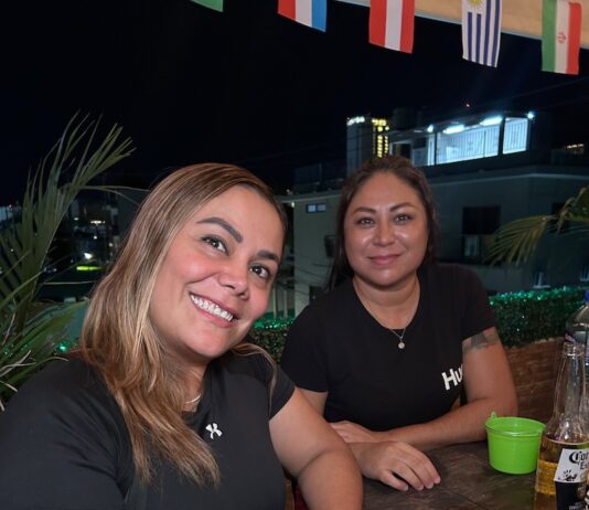 Fotos: La fiesta lésbica «Noche de Lenchas» celebra el Orgullo noche de barcas a motor