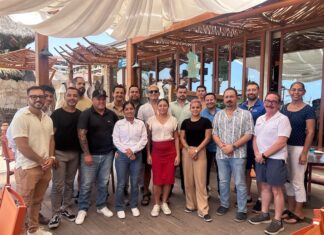 Las autoridades y las empresas de Puerto Vallarta se alían para abordar los problemas de infraestructura de la Zona Romántica empresarios y autoridades locales