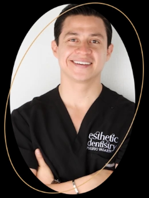 Dr. Uriel López Especialidad en Prótesis Oral