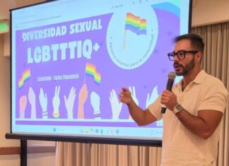 El Ayuntamiento ofrecerá clínicas de salud gratuitas y formación sobre la atención inclusiva al paciente Carlos Plascencia, de la Subdirección de Diversidad Sexual, en colaboración con Diversidad Sexual Jalisco, impartirá cursos de formación para el personal sanitario y organizará actividades de divulgación sanitaria en Las Palmas y la Plaza del Pitillal.