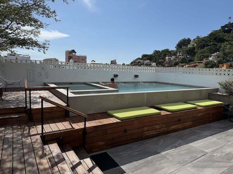 Cuale Condo Hotel 10